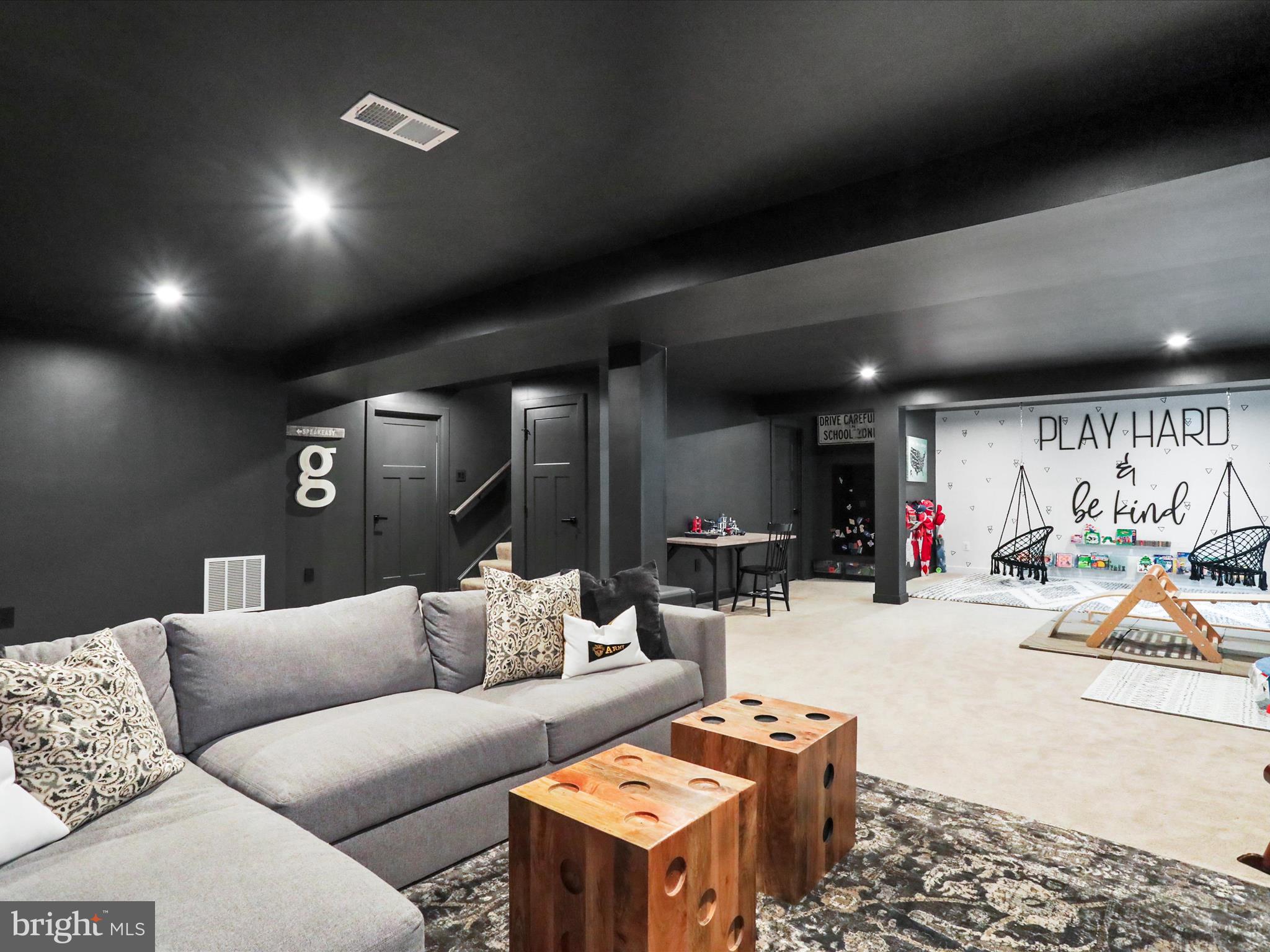 THE LAKES AT MARTINSBURG - Residential