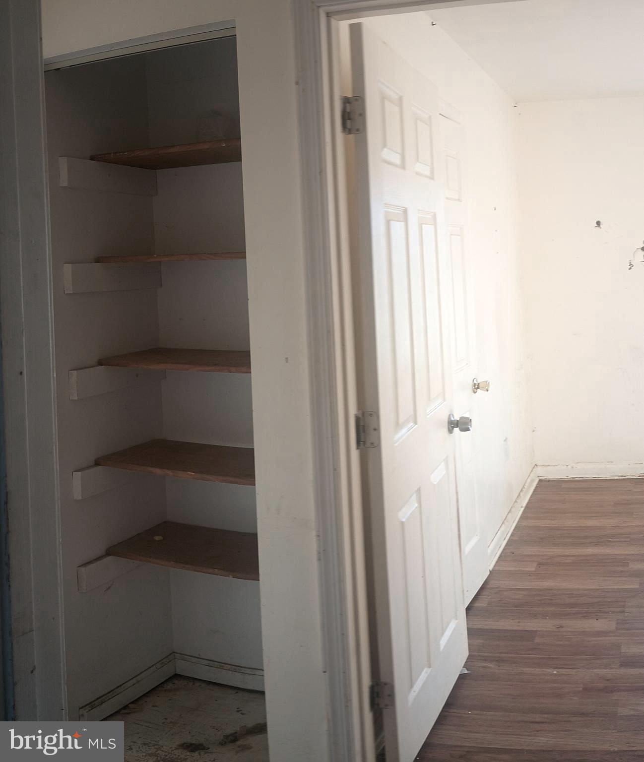 OAKLEIGH - Residential