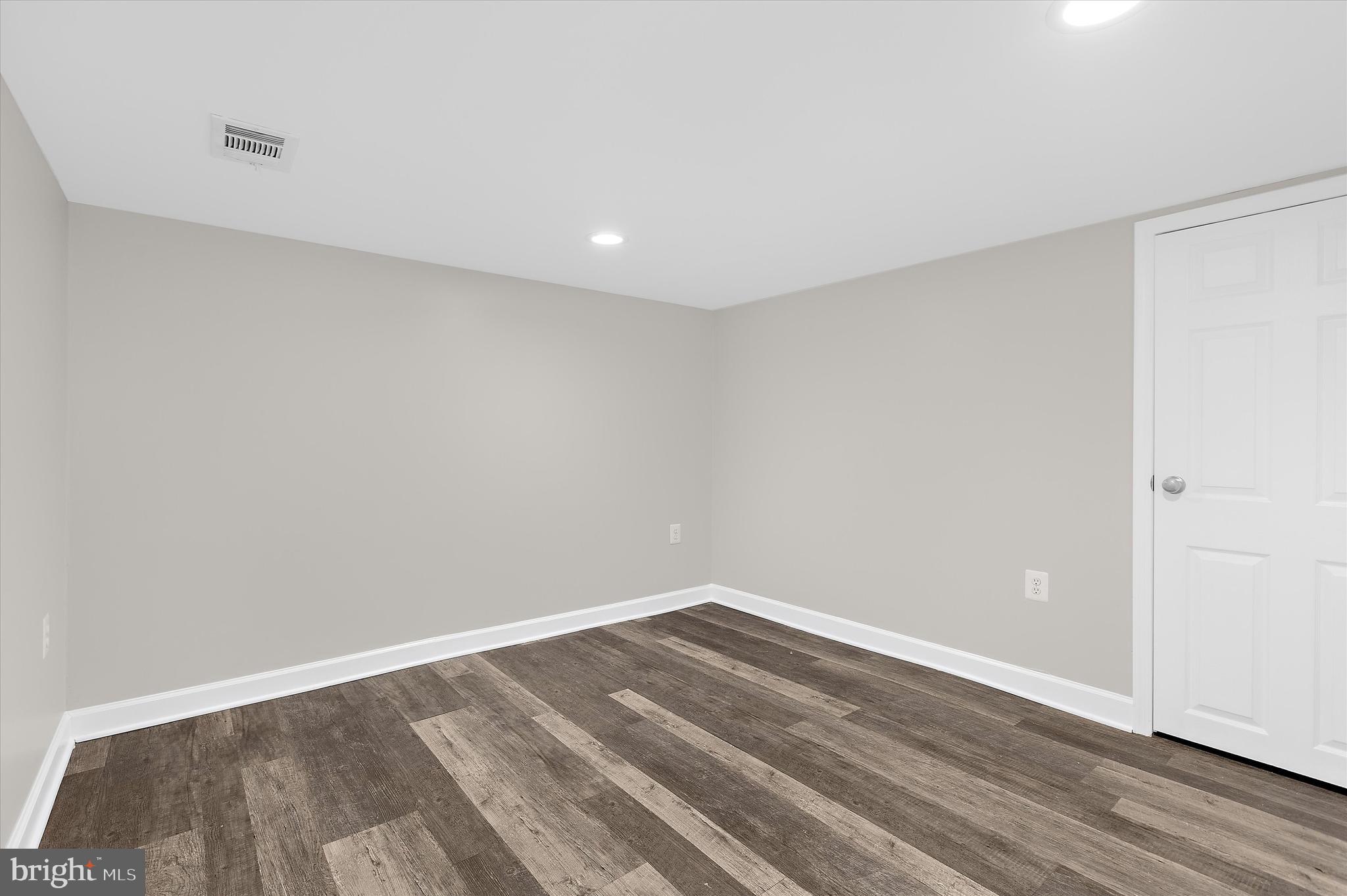 ROCK CREEK PARK - Residential