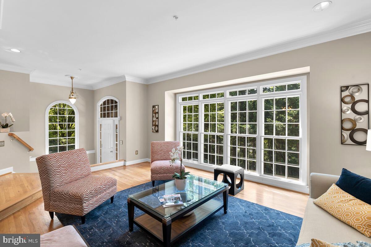 LOCUST RIDGE - Residential Lease