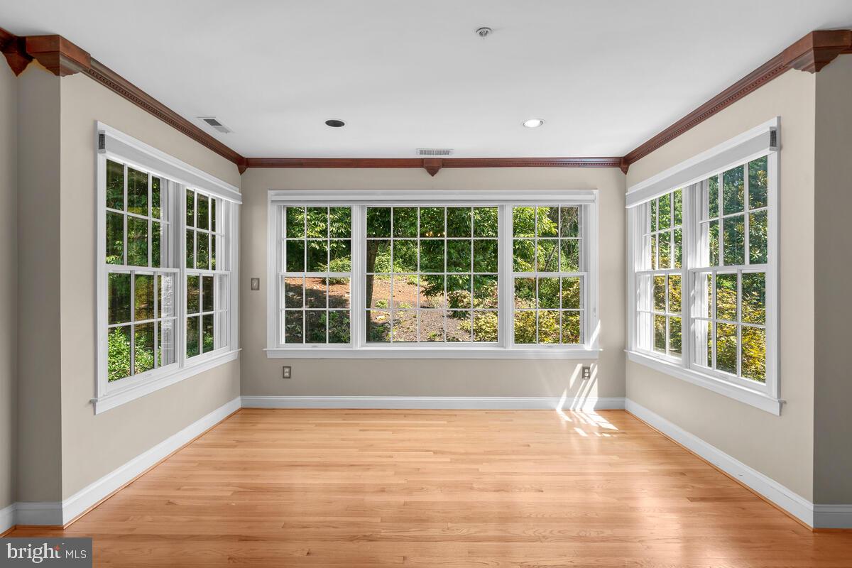 LOCUST RIDGE - Residential Lease