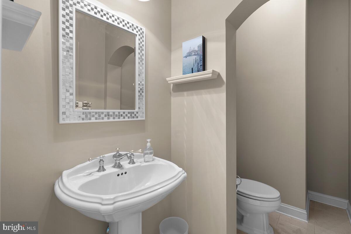 LOCUST RIDGE - Residential Lease