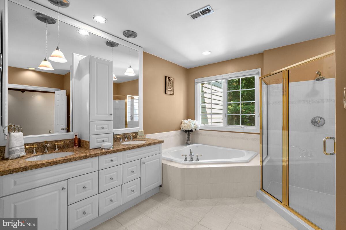 LOCUST RIDGE - Residential Lease