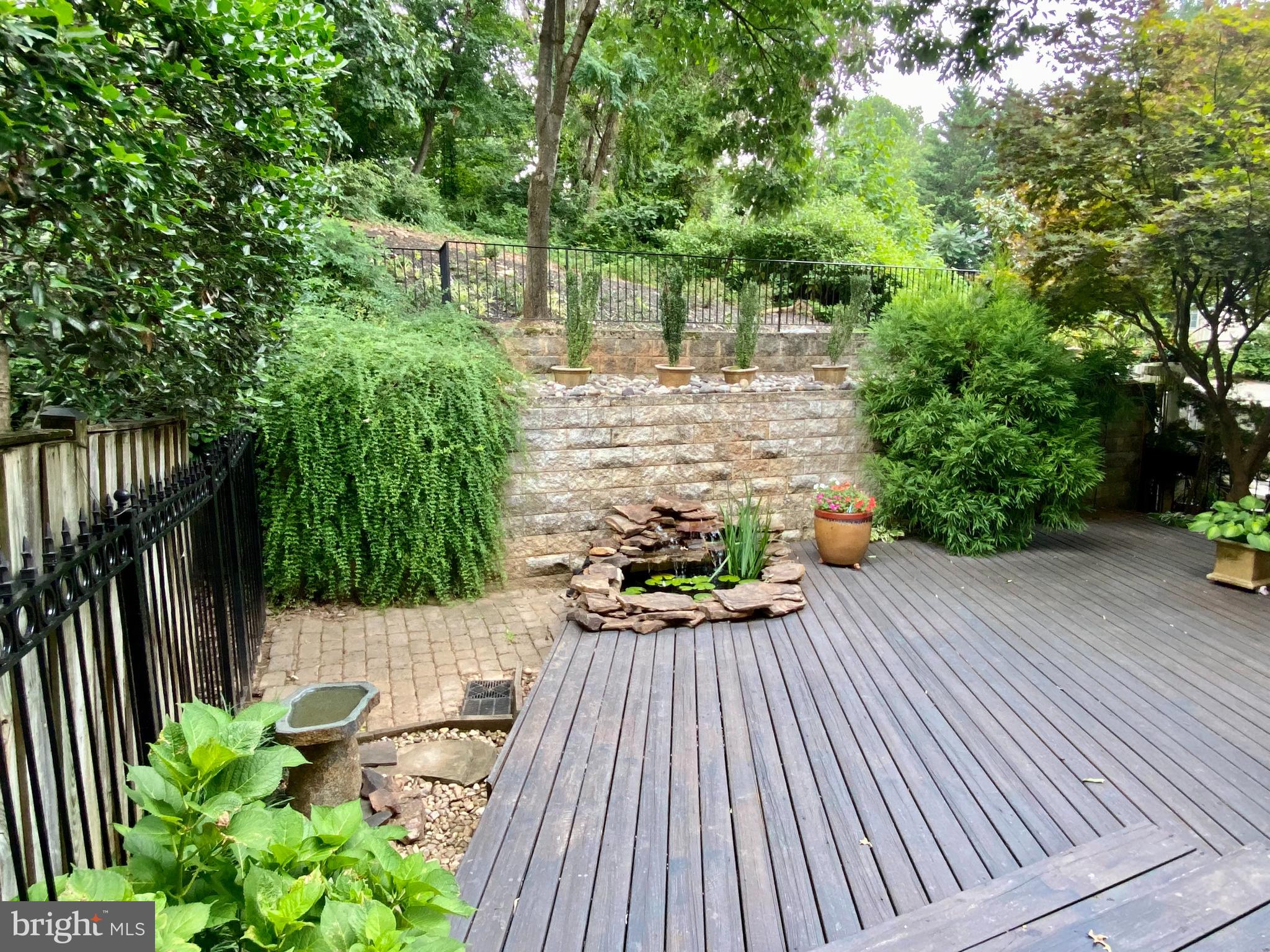 LOCUST RIDGE - Residential Lease