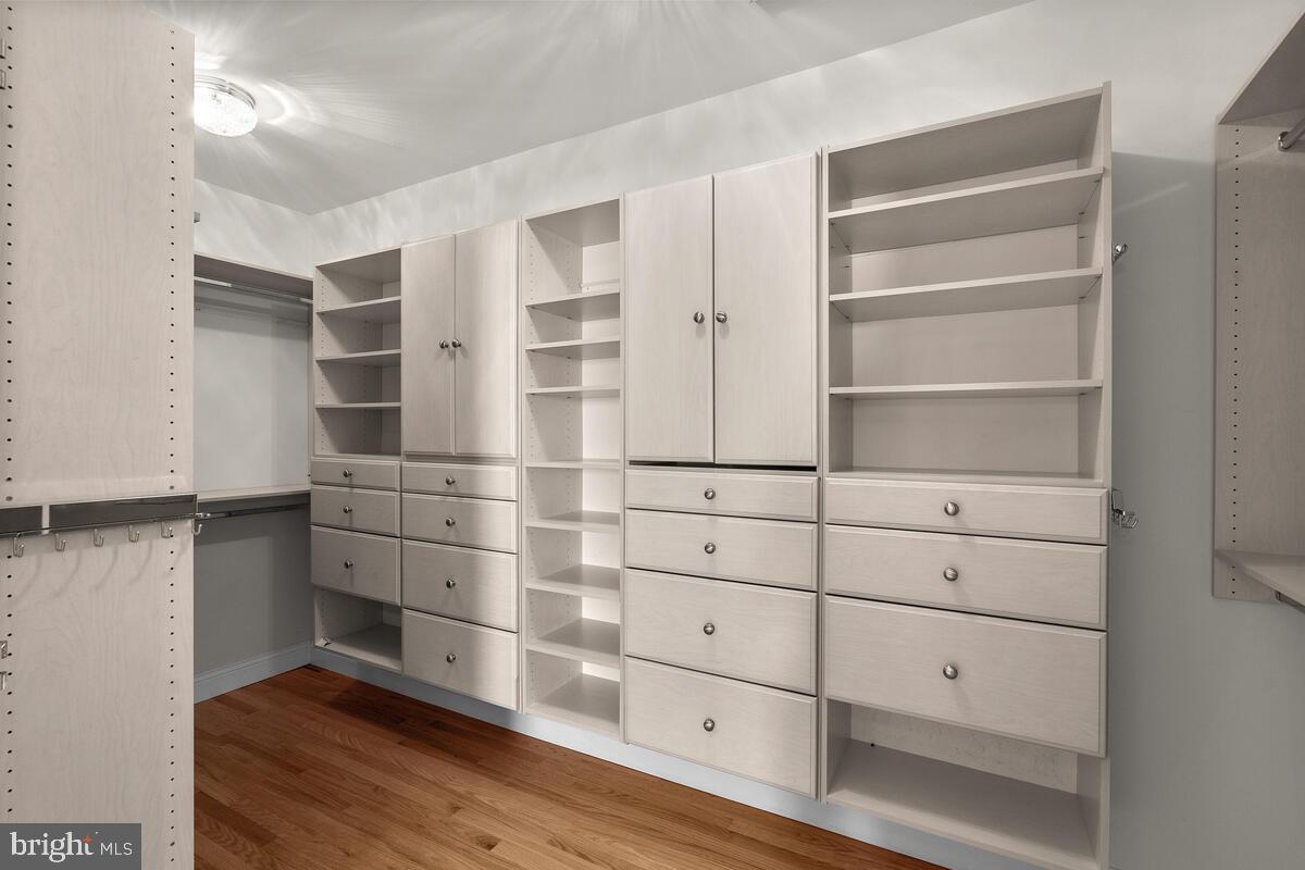 LOCUST RIDGE - Residential Lease