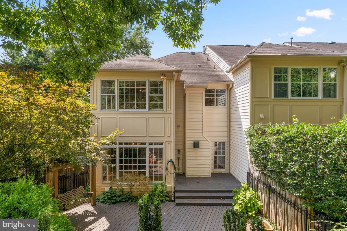 LOCUST RIDGE - Residential Lease