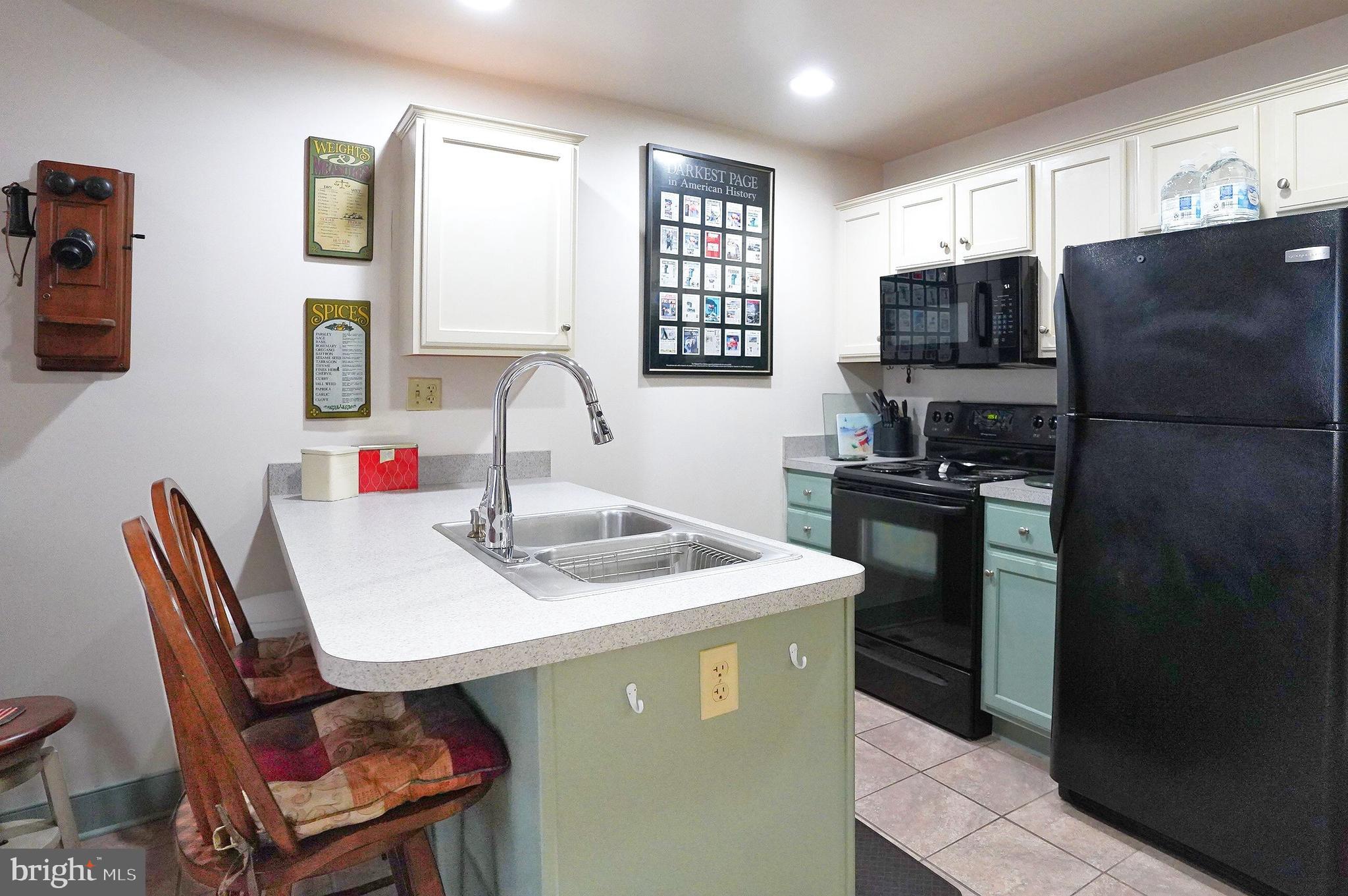 FACTORY CONDOS - Residential