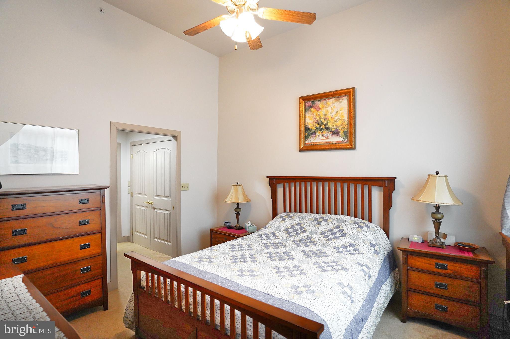 FACTORY CONDOS - Residential