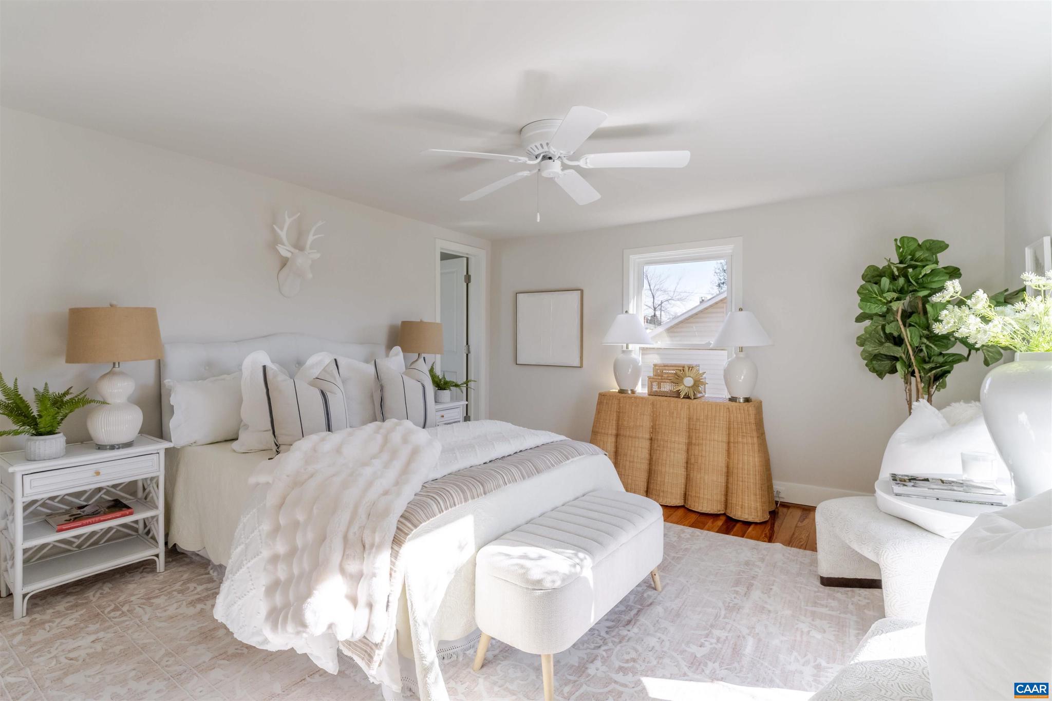 BELMONT - Residential