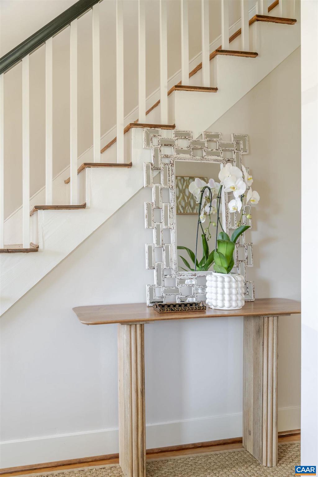 BELMONT - Residential