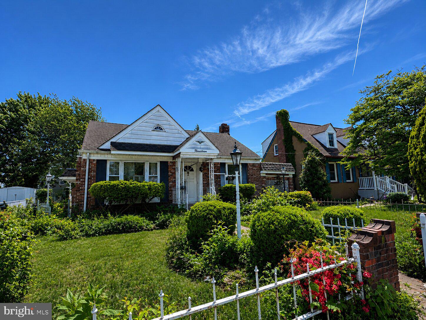 ROLAND TERRACE - Residential