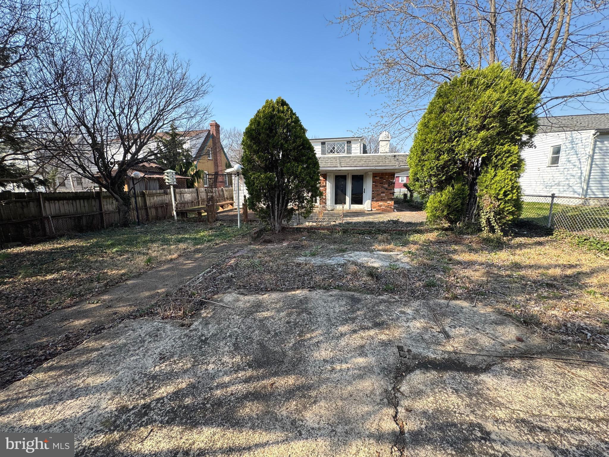 ROLAND TERRACE - Residential