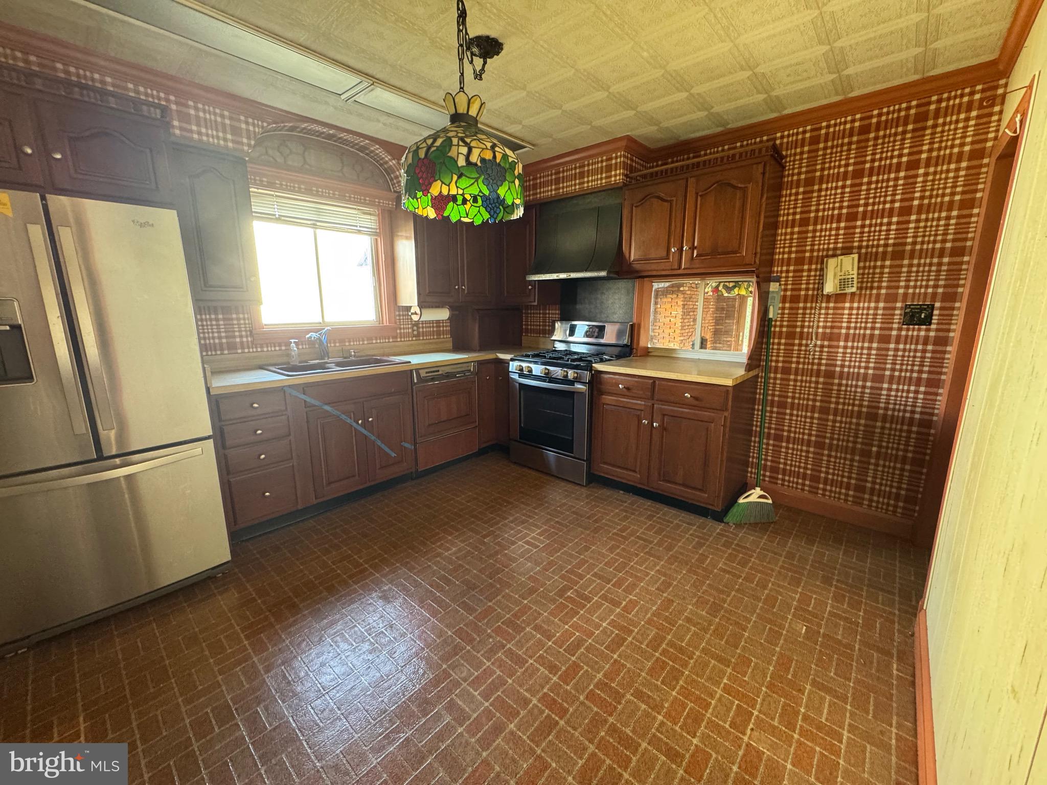 ROLAND TERRACE - Residential