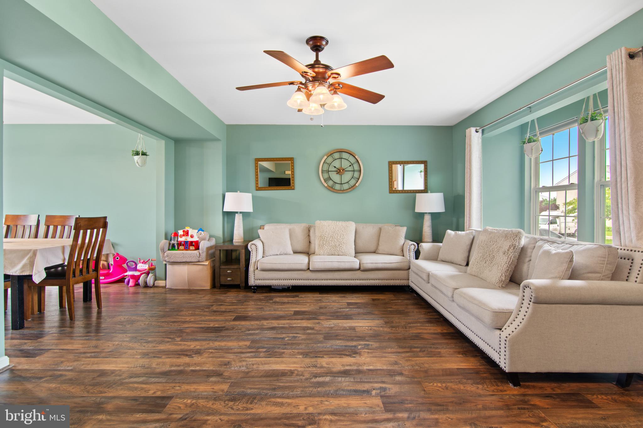 ALBERT COURTS - Residential Lease