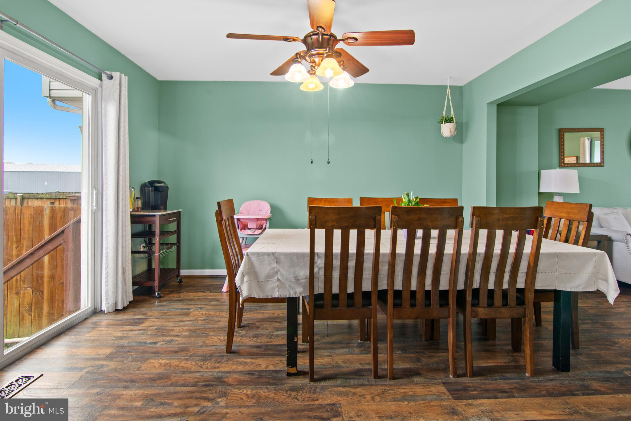 ALBERT COURTS - Residential Lease