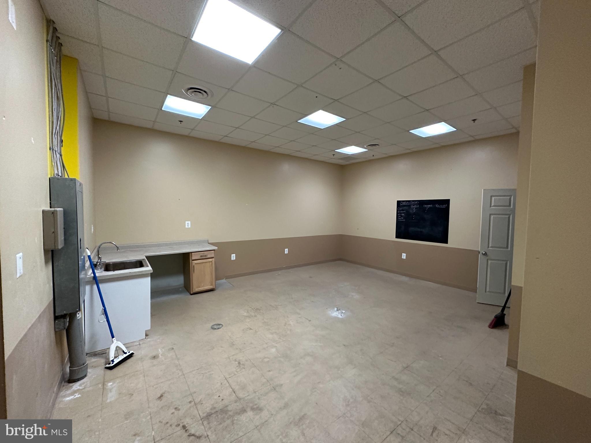 NONE AVAILABLE - Commercial Lease