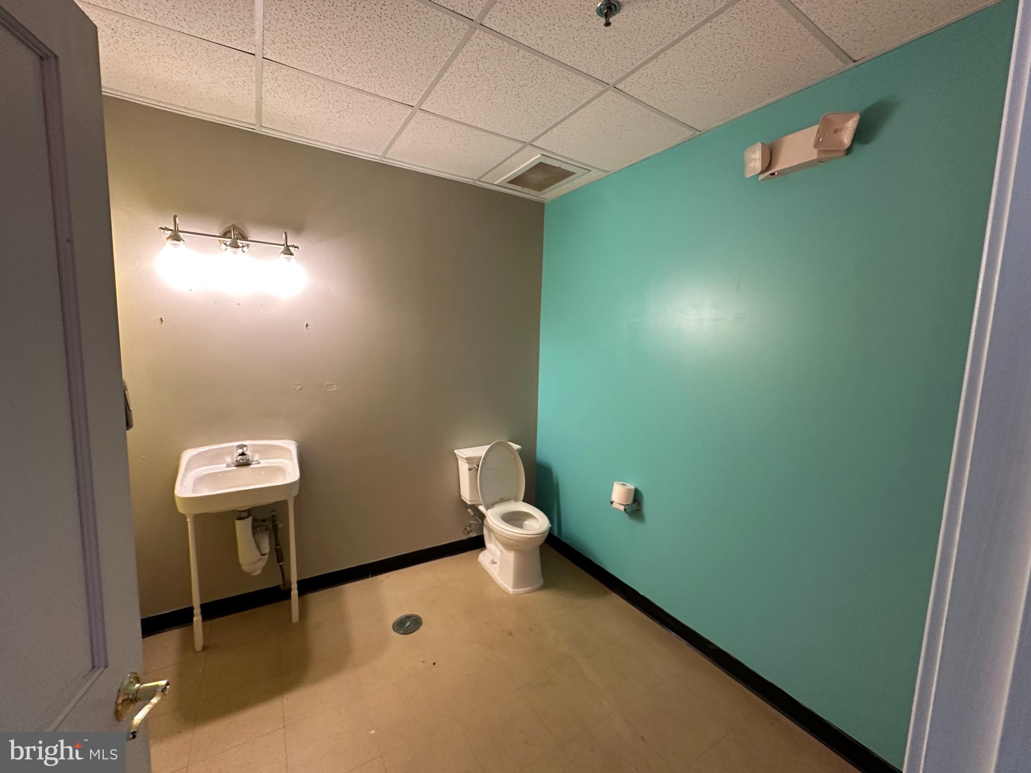 NONE AVAILABLE - Commercial Lease