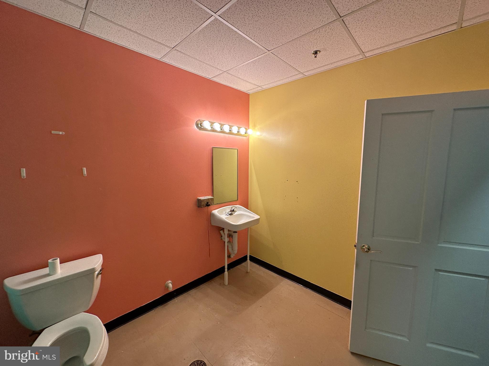 NONE AVAILABLE - Commercial Lease