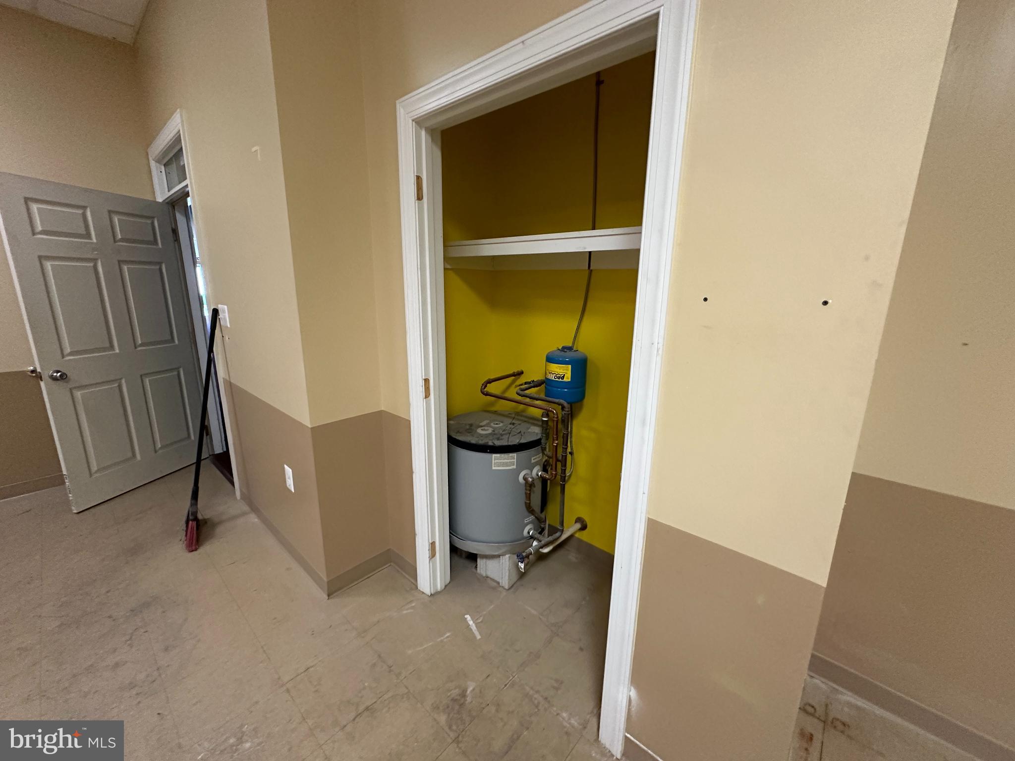 NONE AVAILABLE - Commercial Lease