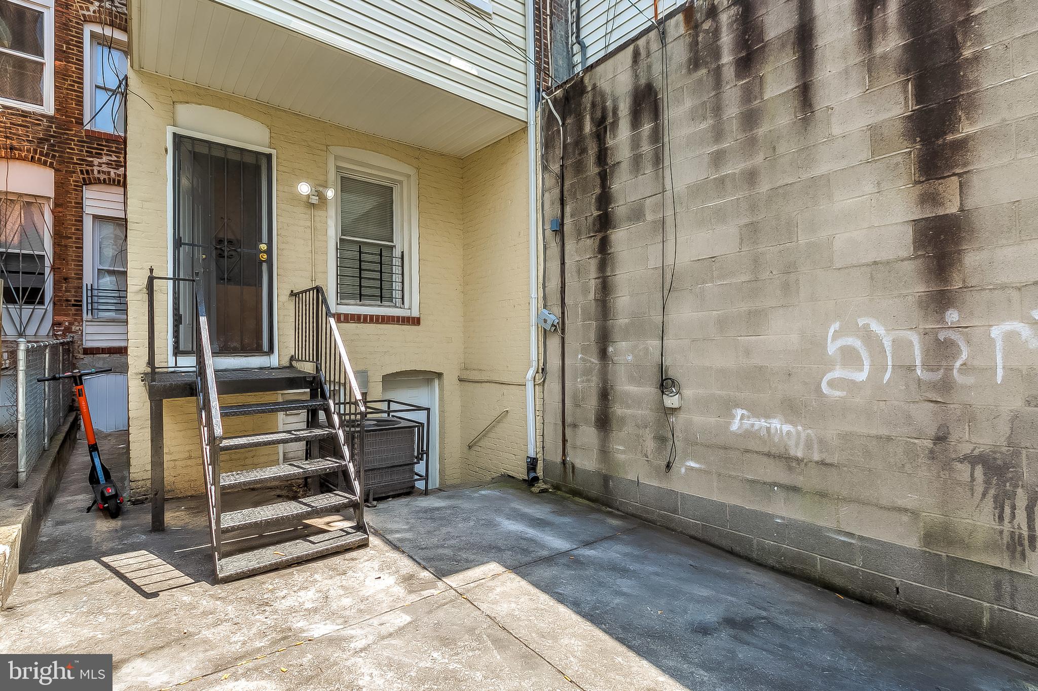 MADISON EASTEND - Residential