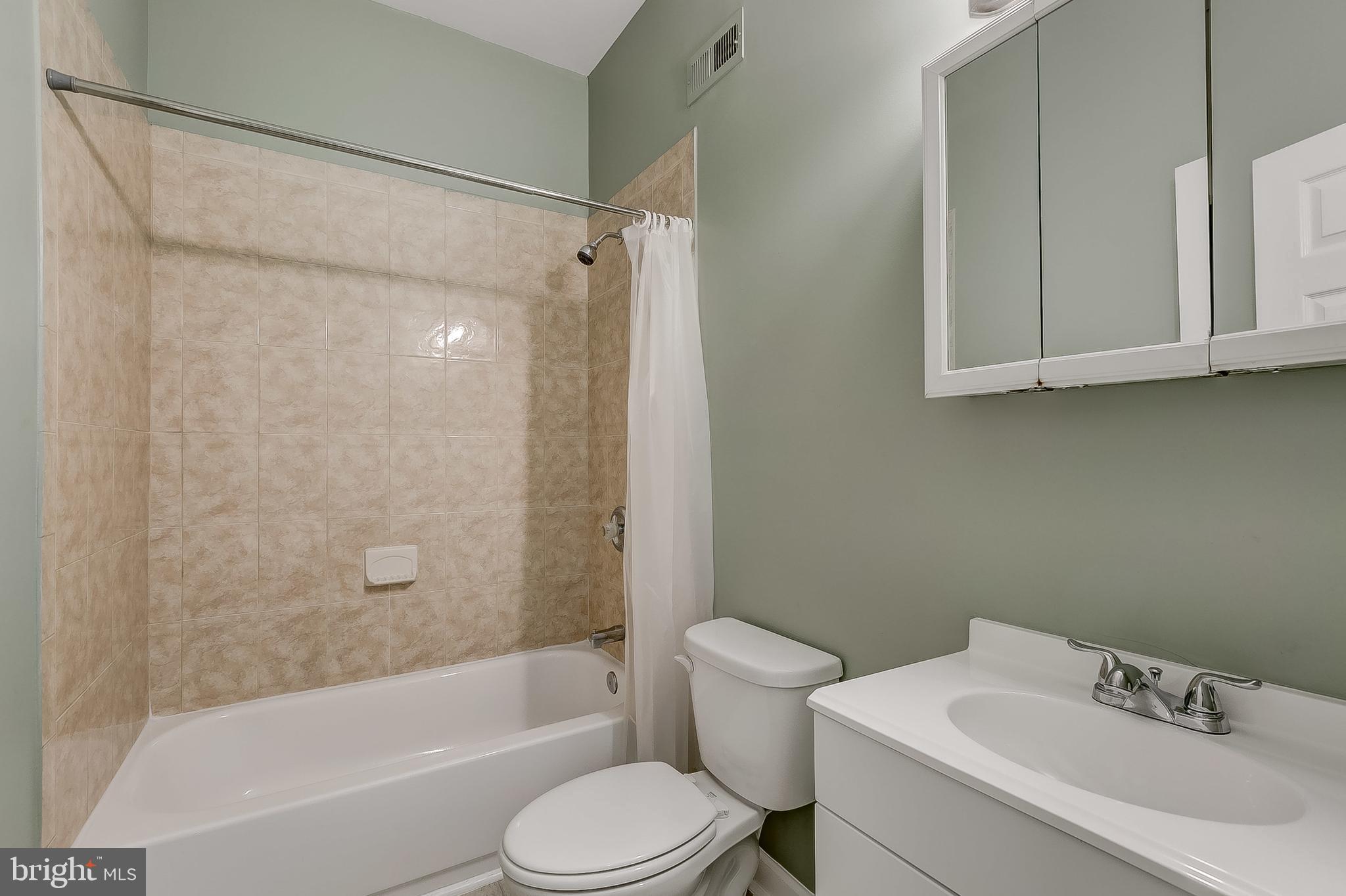 MADISON EASTEND - Residential