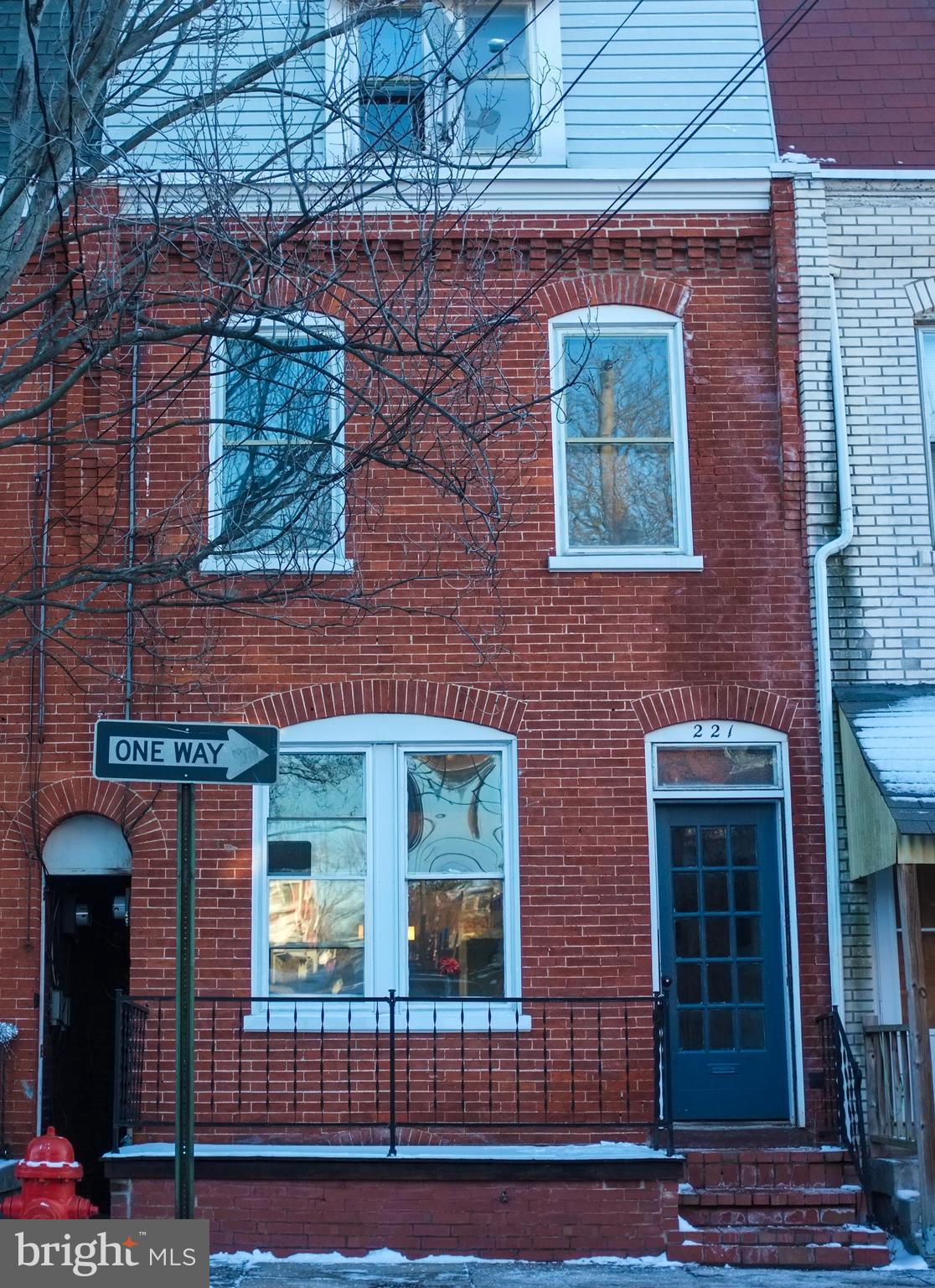 LANCASTER - Residential
