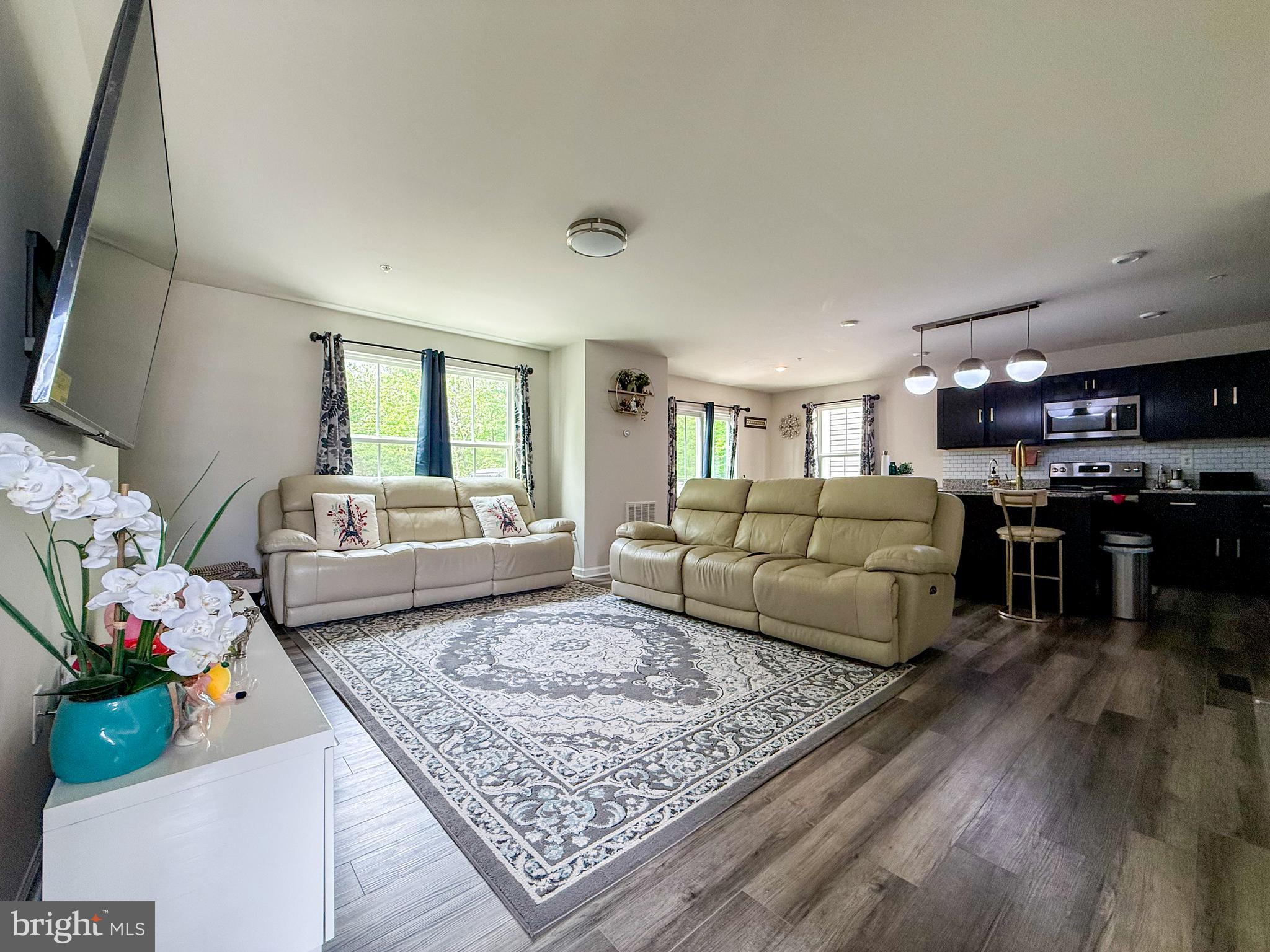 30 SUGARBERRY DRIVE