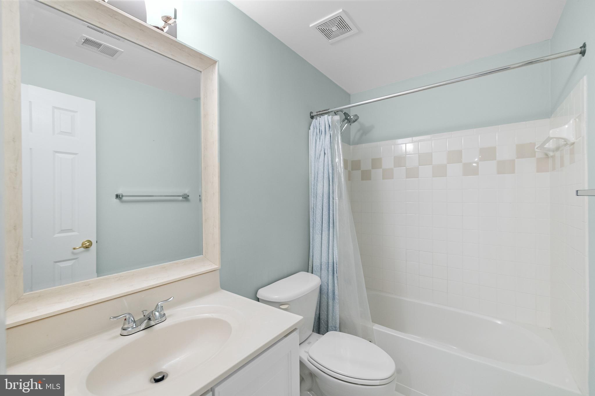 ASHLEIGH - Residential Lease