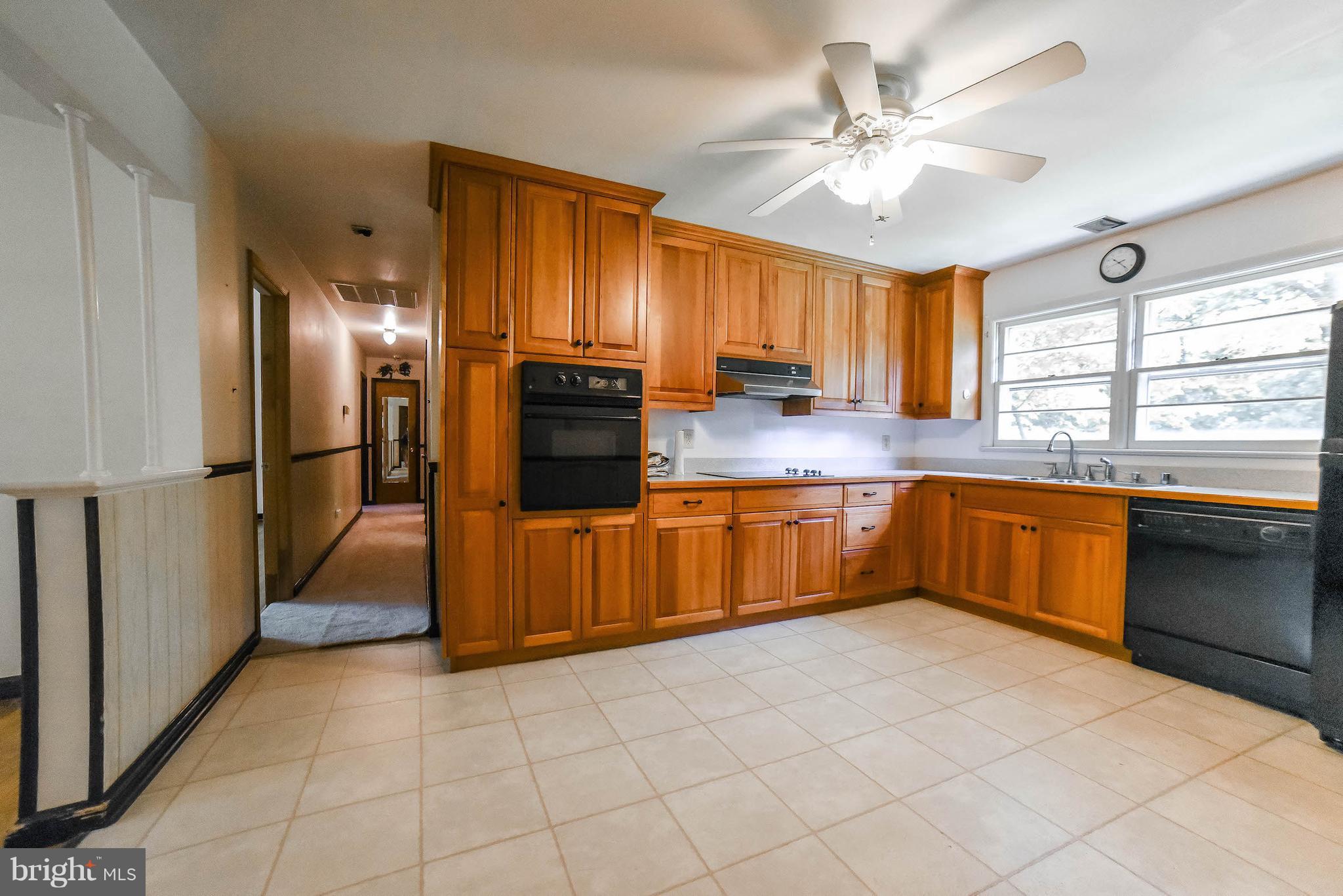 WHITE PLAINS VILLAGE SUB - Residential