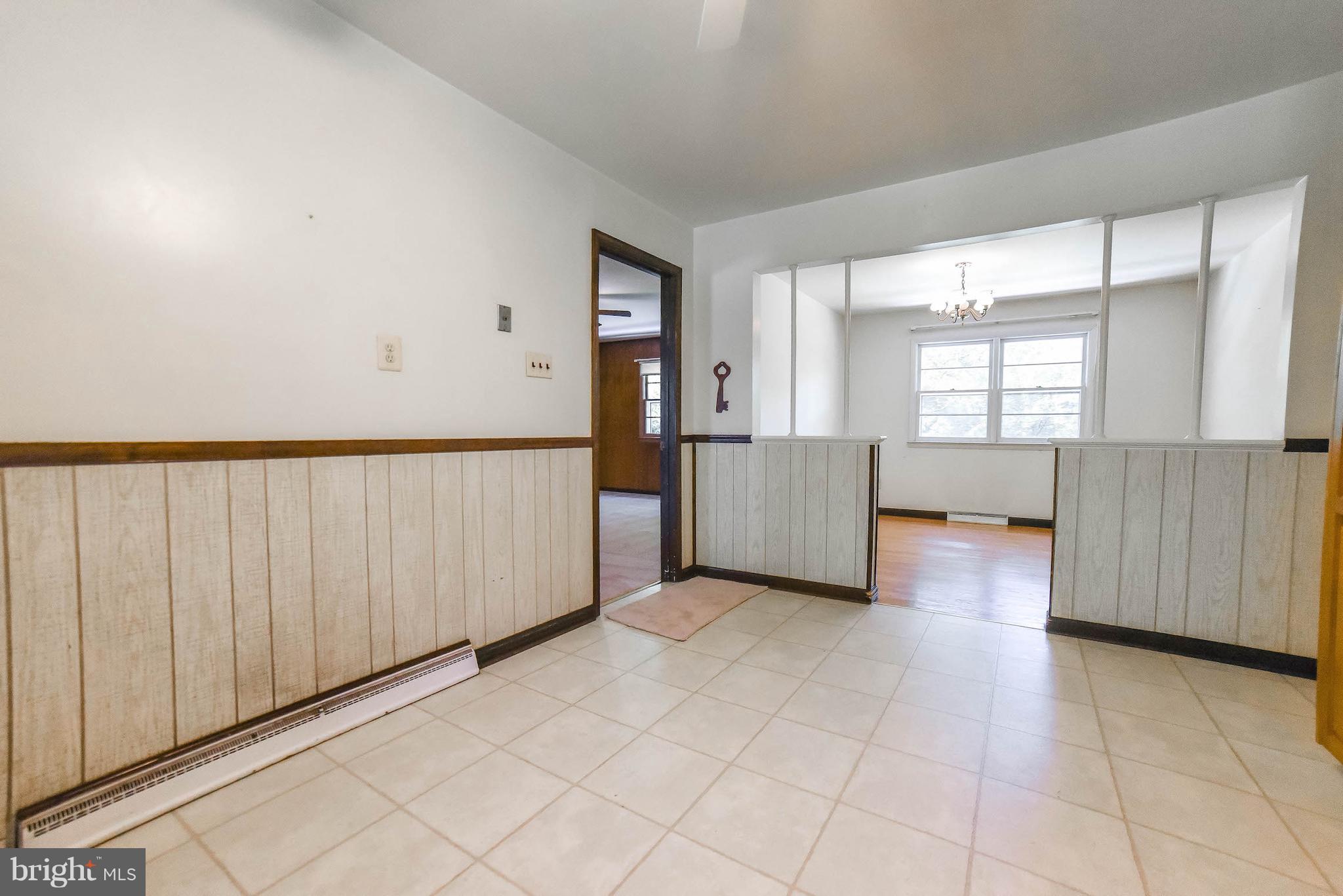 WHITE PLAINS VILLAGE SUB - Residential