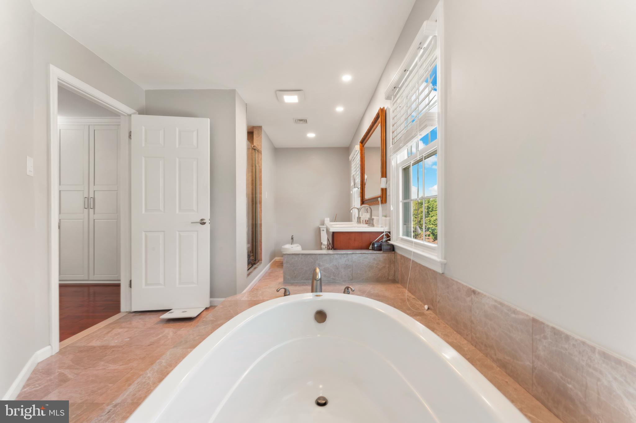 SWEETWATER FARMS - Residential