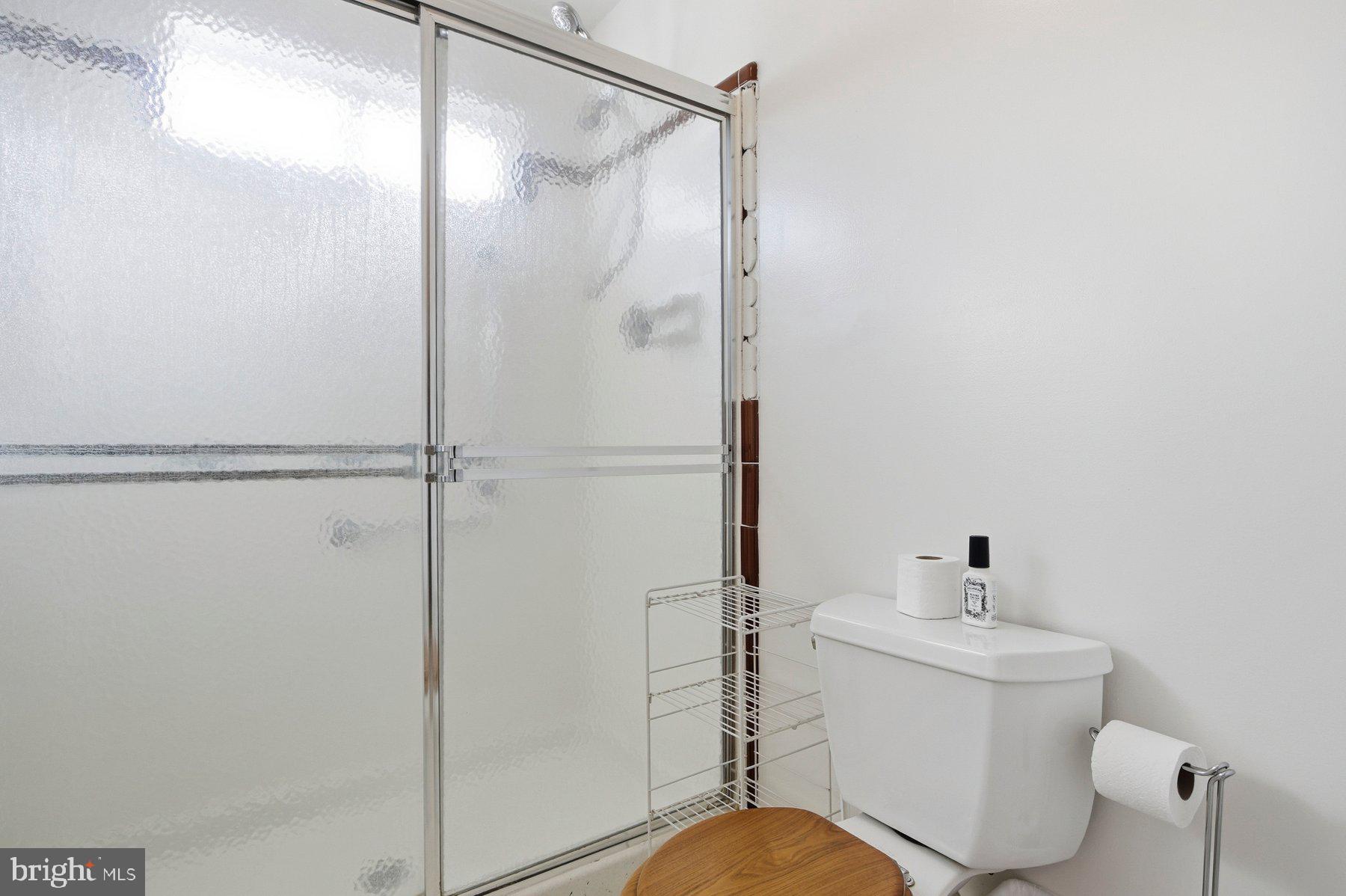 LEISURETOWNE - Residential