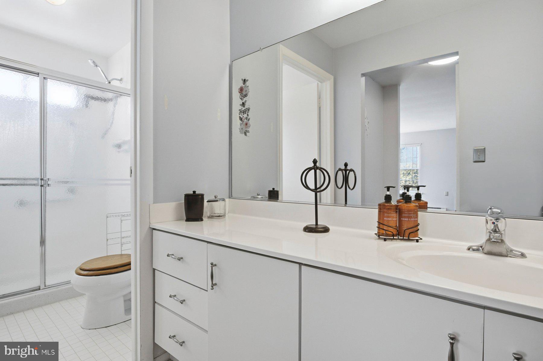 LEISURETOWNE - Residential