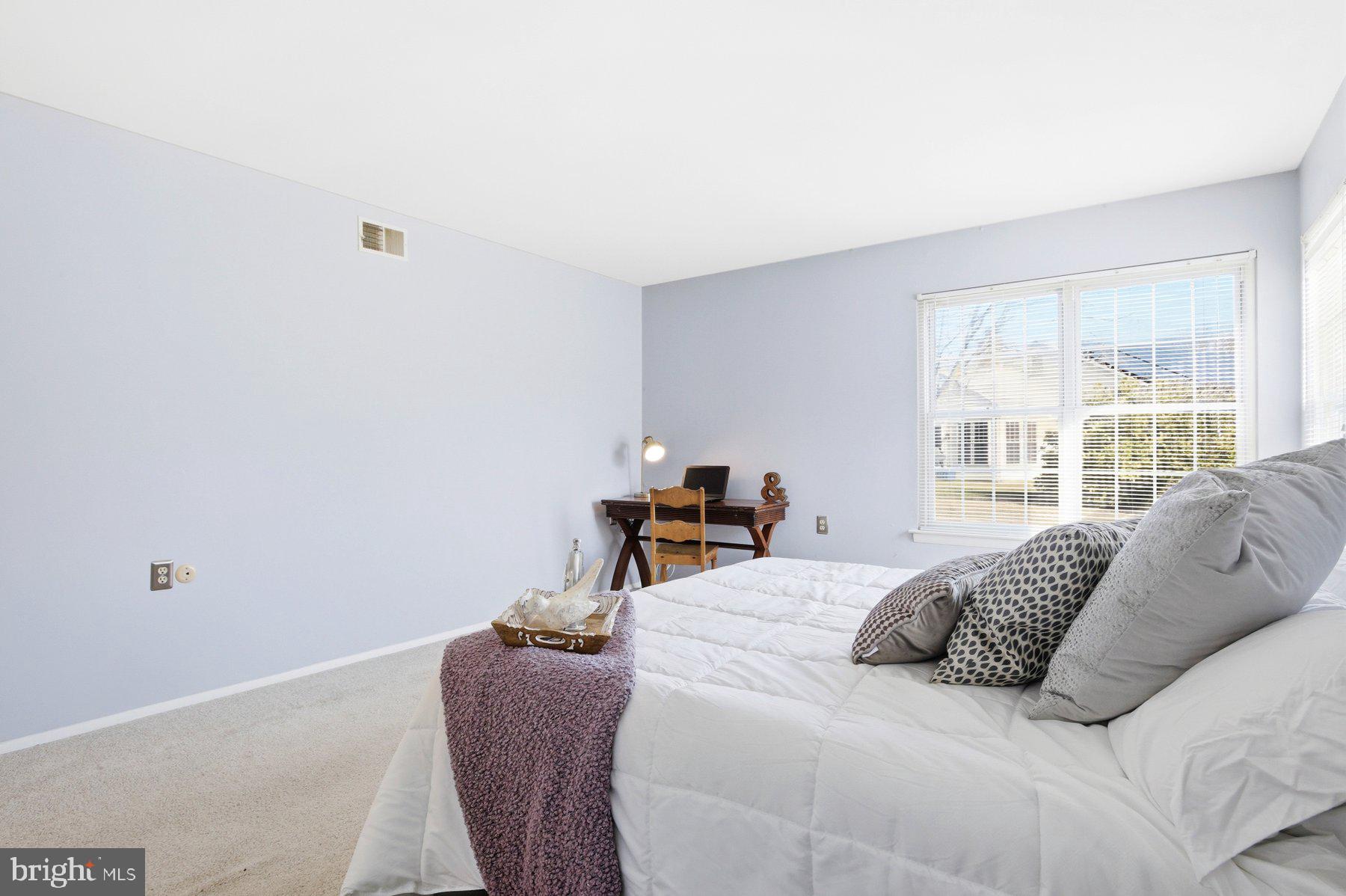 LEISURETOWNE - Residential