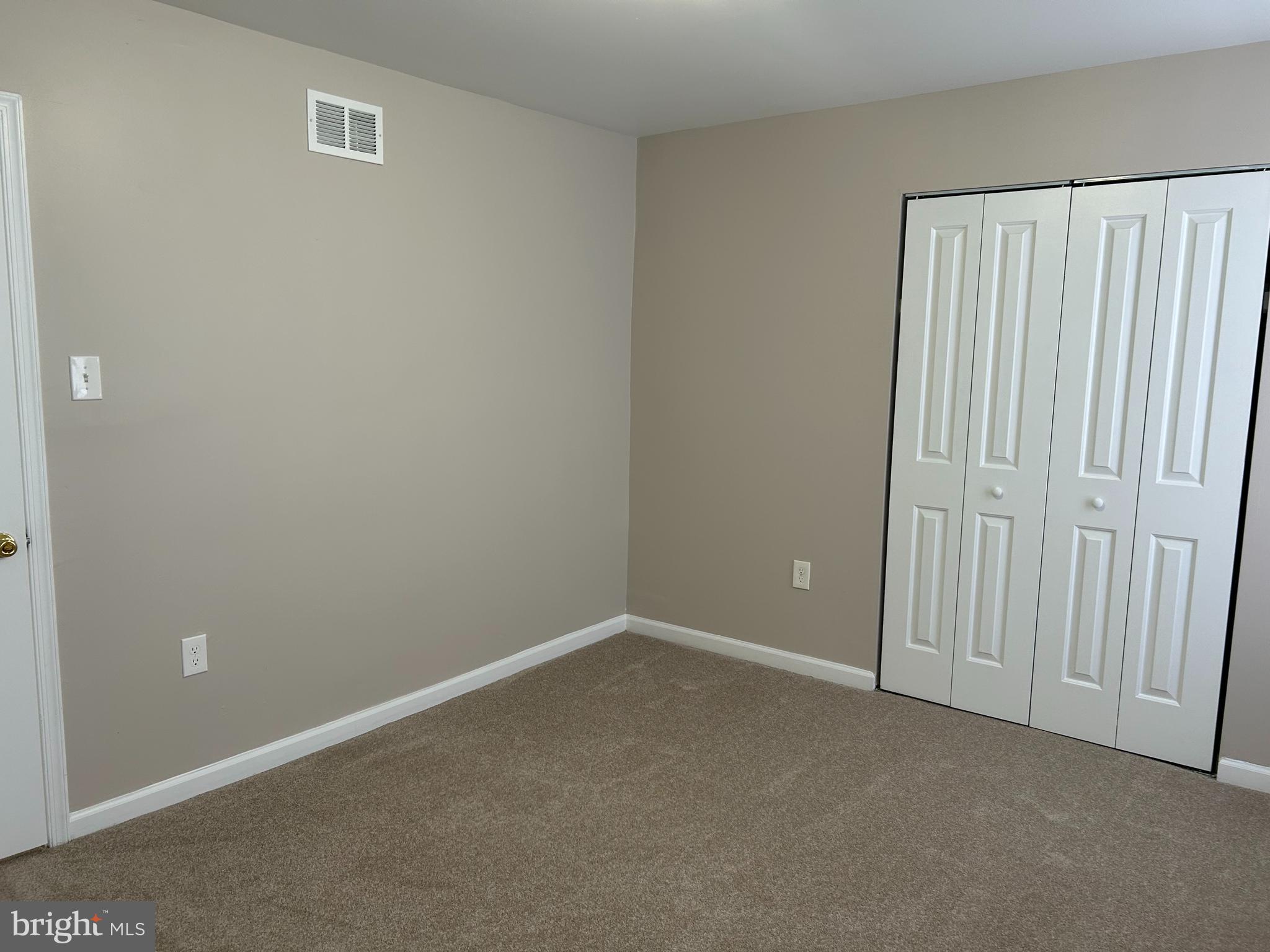 PHILADELPHIA (WEST) - Residential