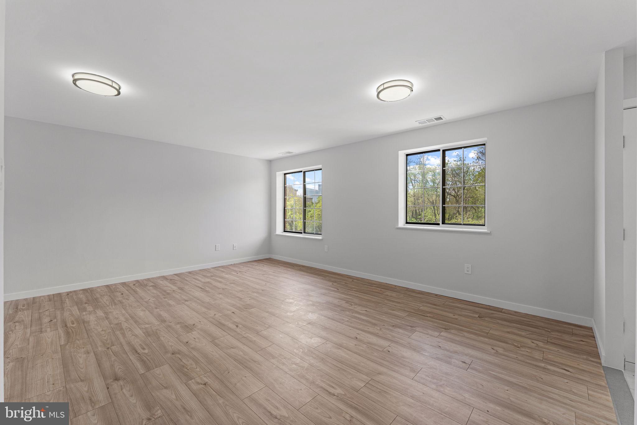 ART MUSEUM AREA - Residential