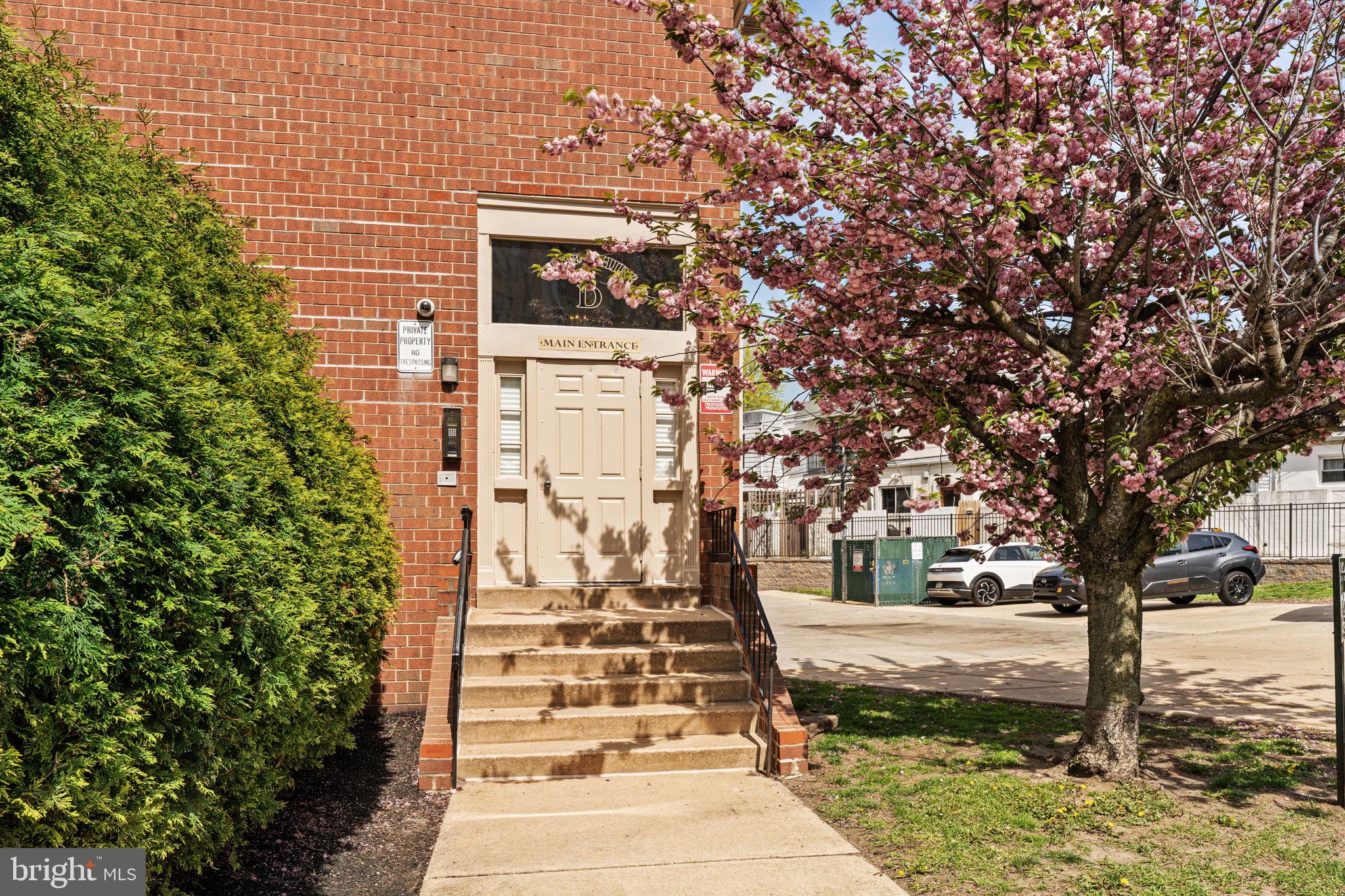 ART MUSEUM AREA - Residential