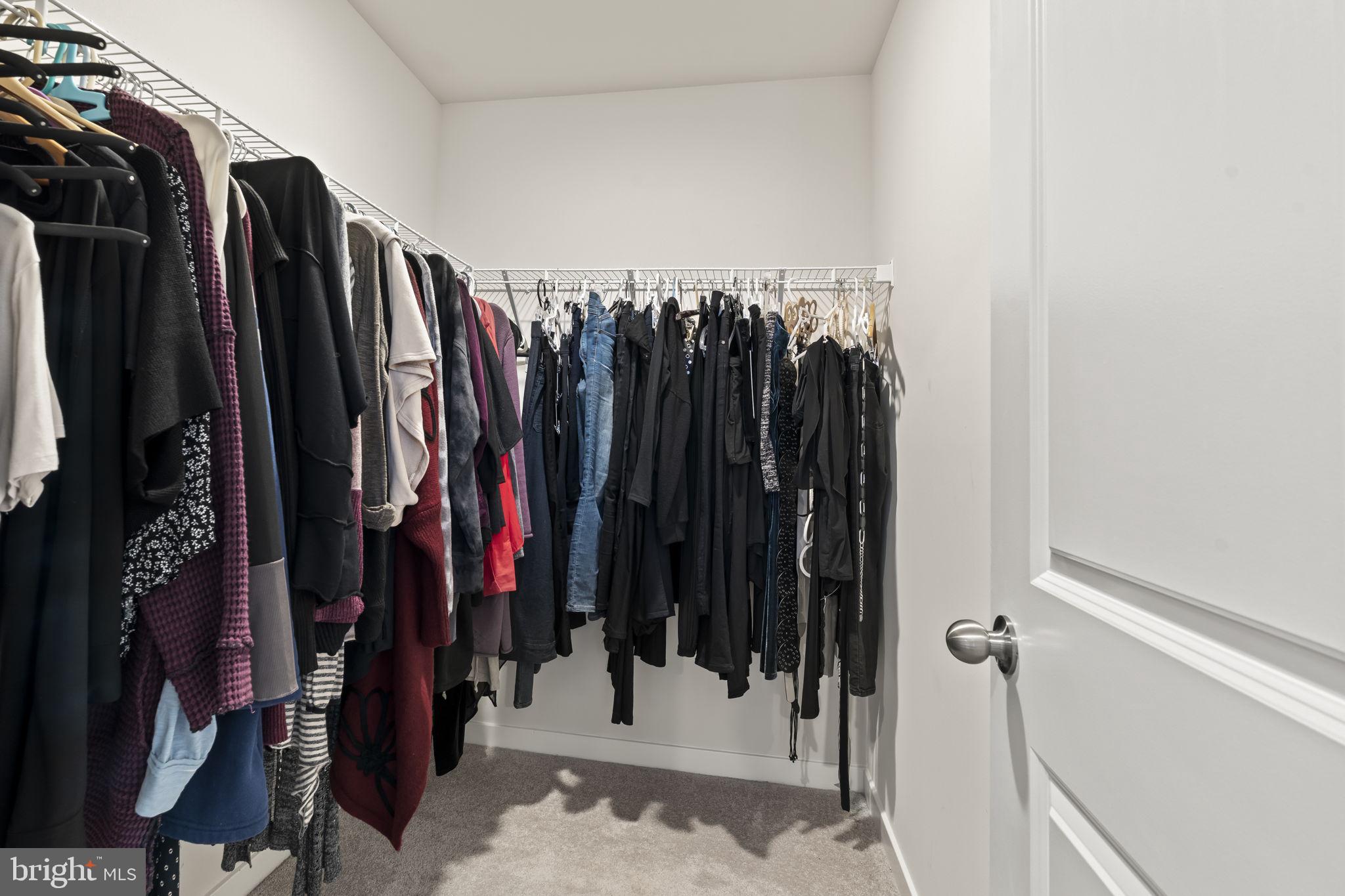 RIVER POINTE - Residential