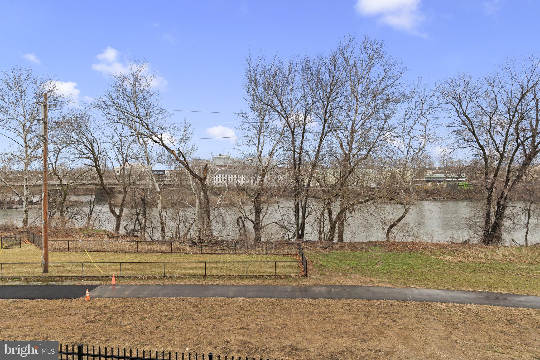 RIVER POINTE - Residential