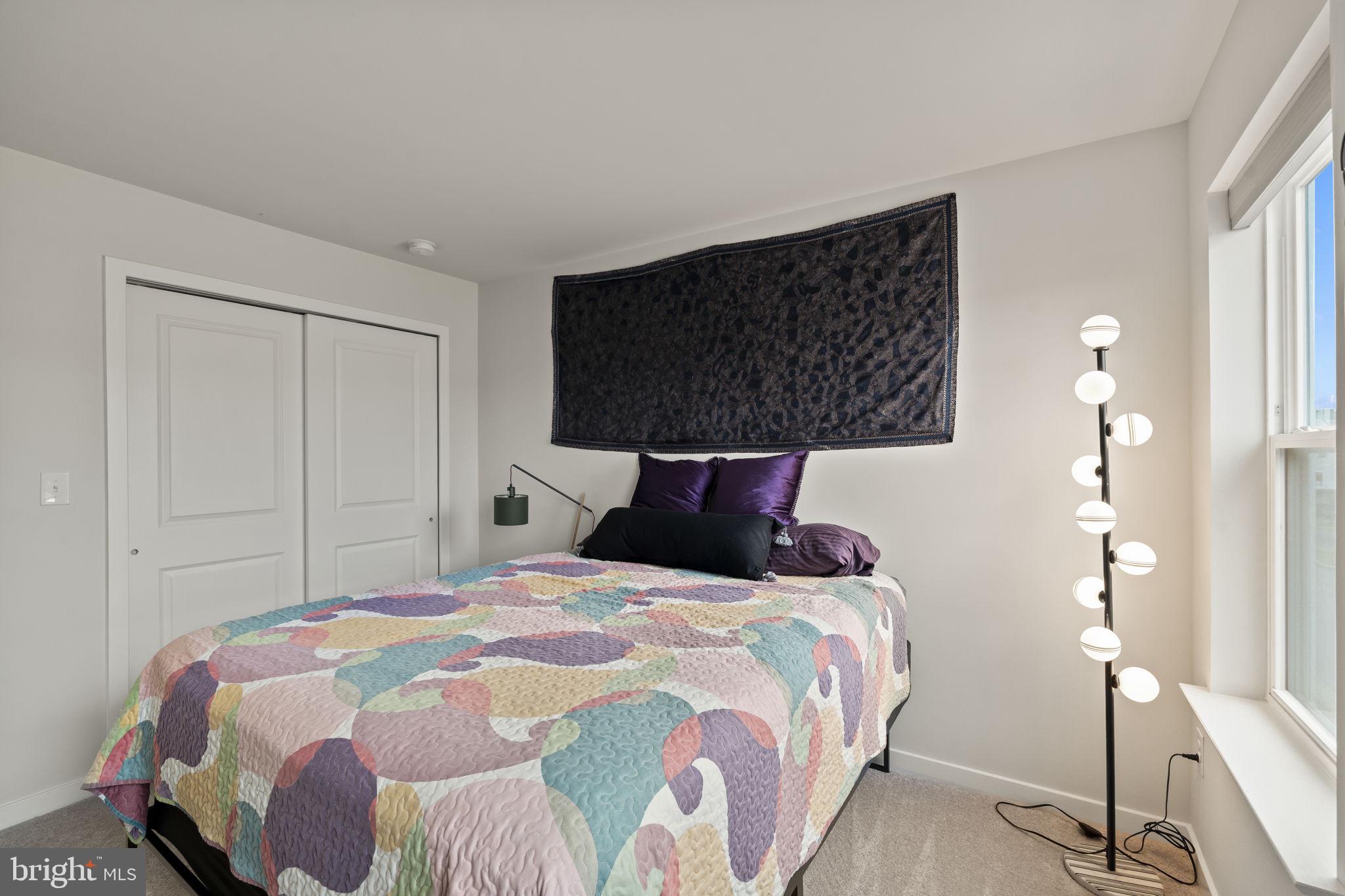 RIVER POINTE - Residential