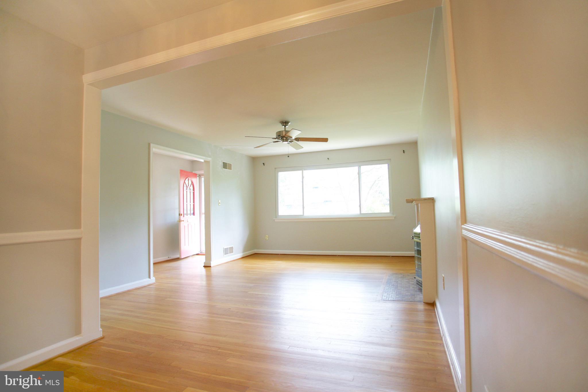 OAKWOOD KNOLLS - Residential Lease