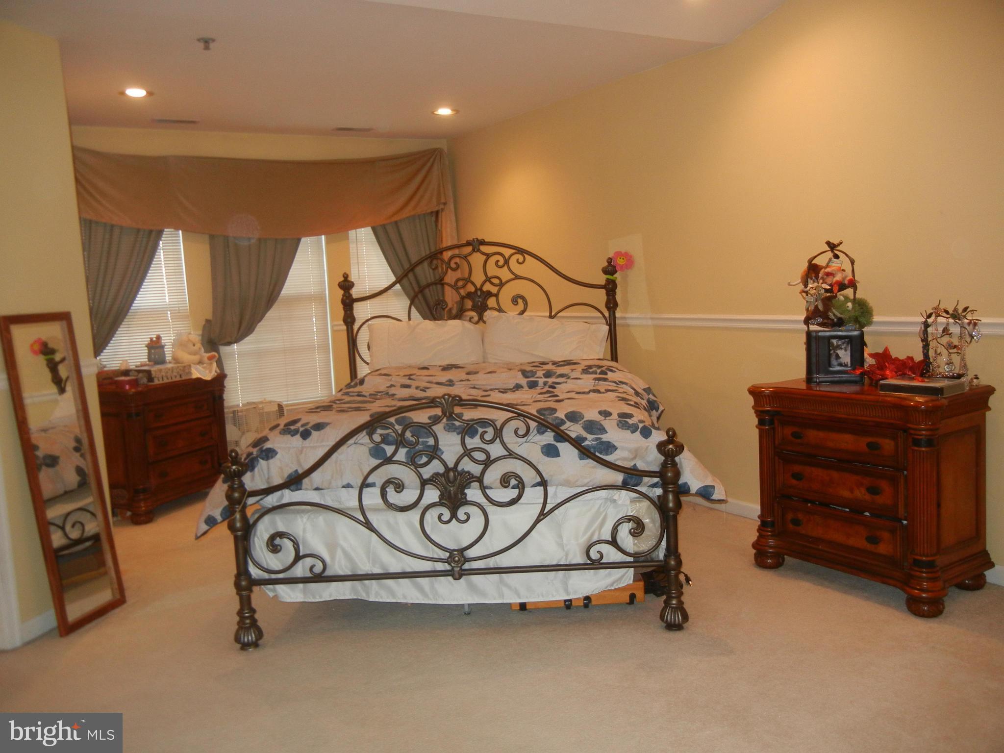 BCKGHM CND@OWGS MS NW TN - Residential Lease