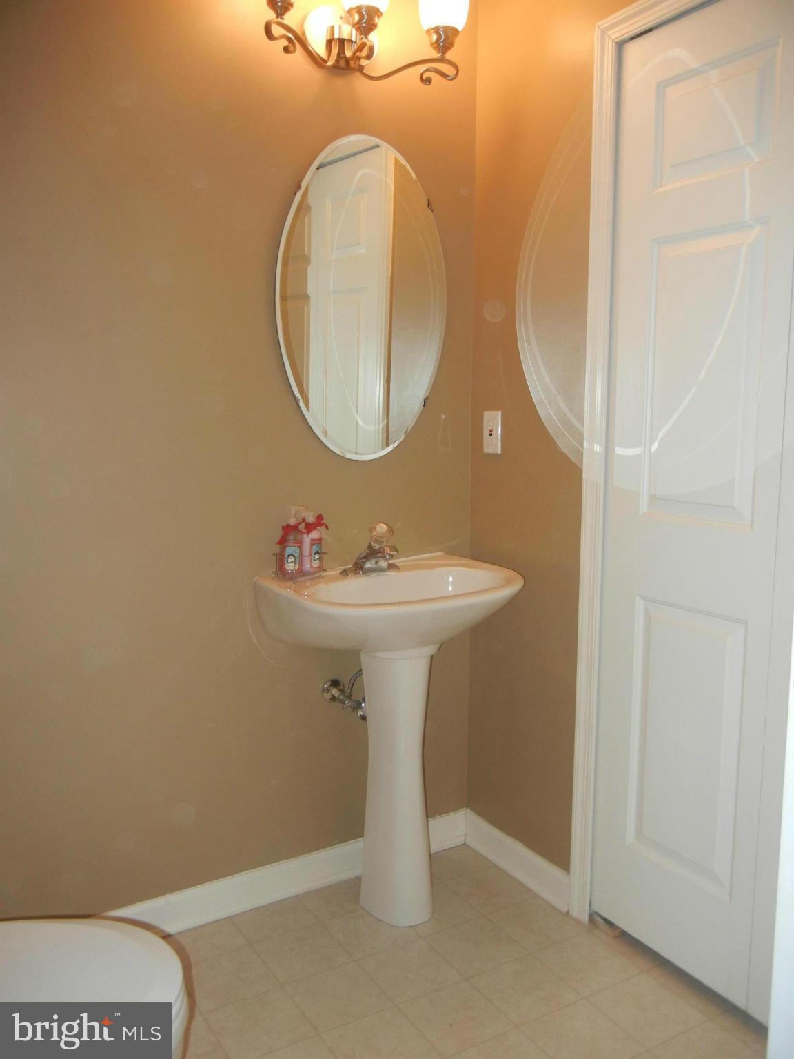 BCKGHM CND@OWGS MS NW TN - Residential Lease