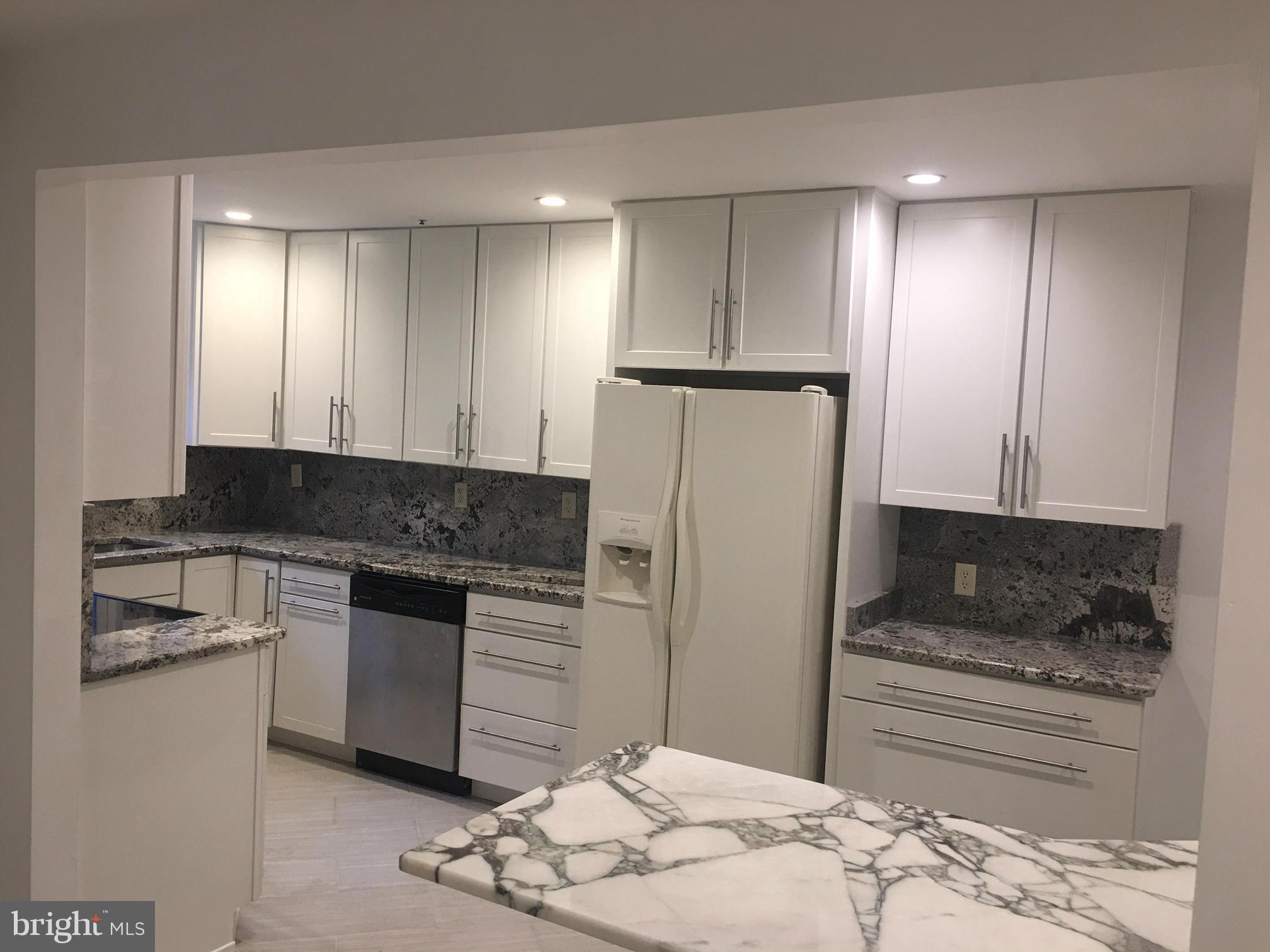 MONTGOMERY RUN - Residential Lease