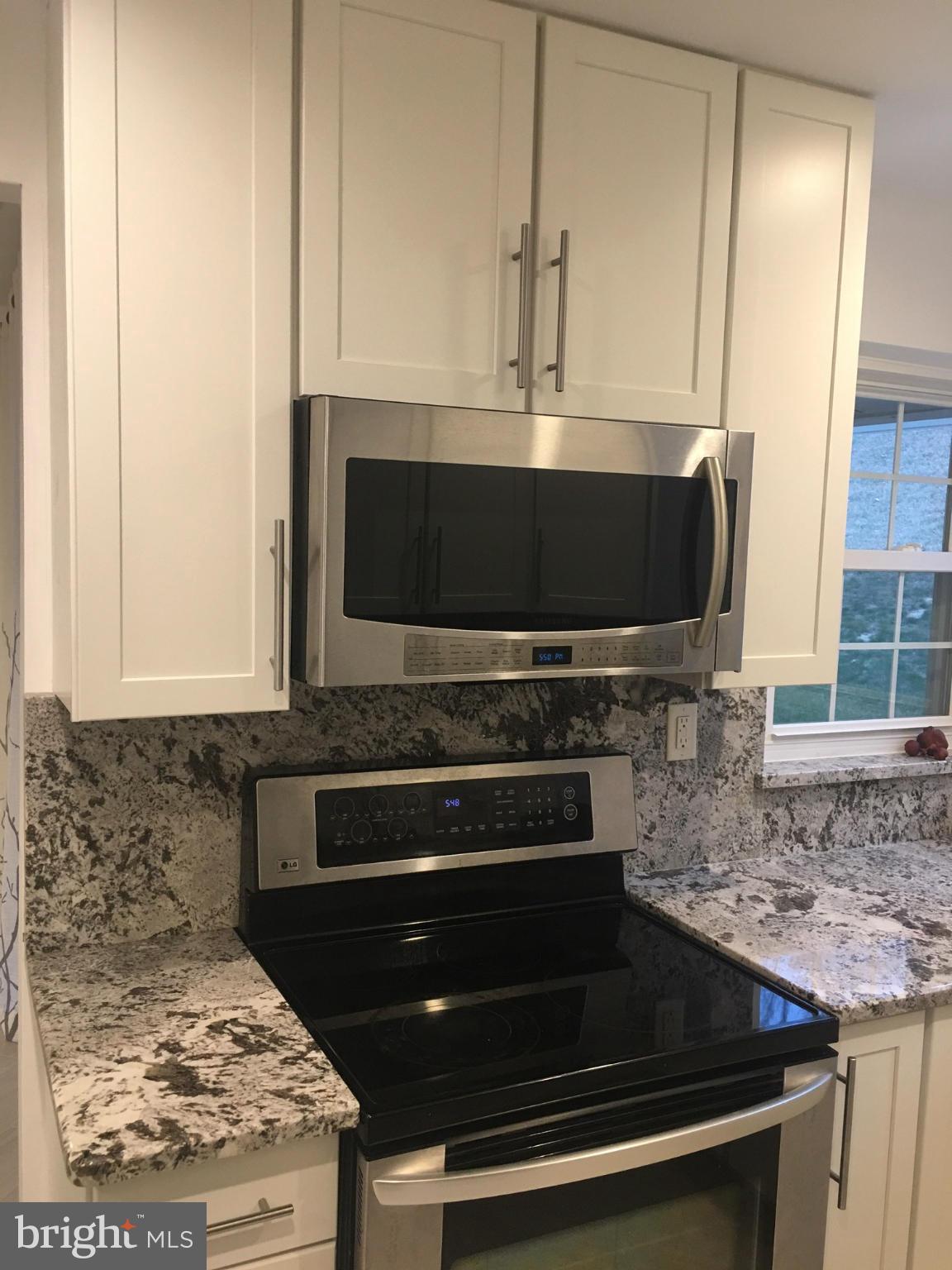 MONTGOMERY RUN - Residential Lease