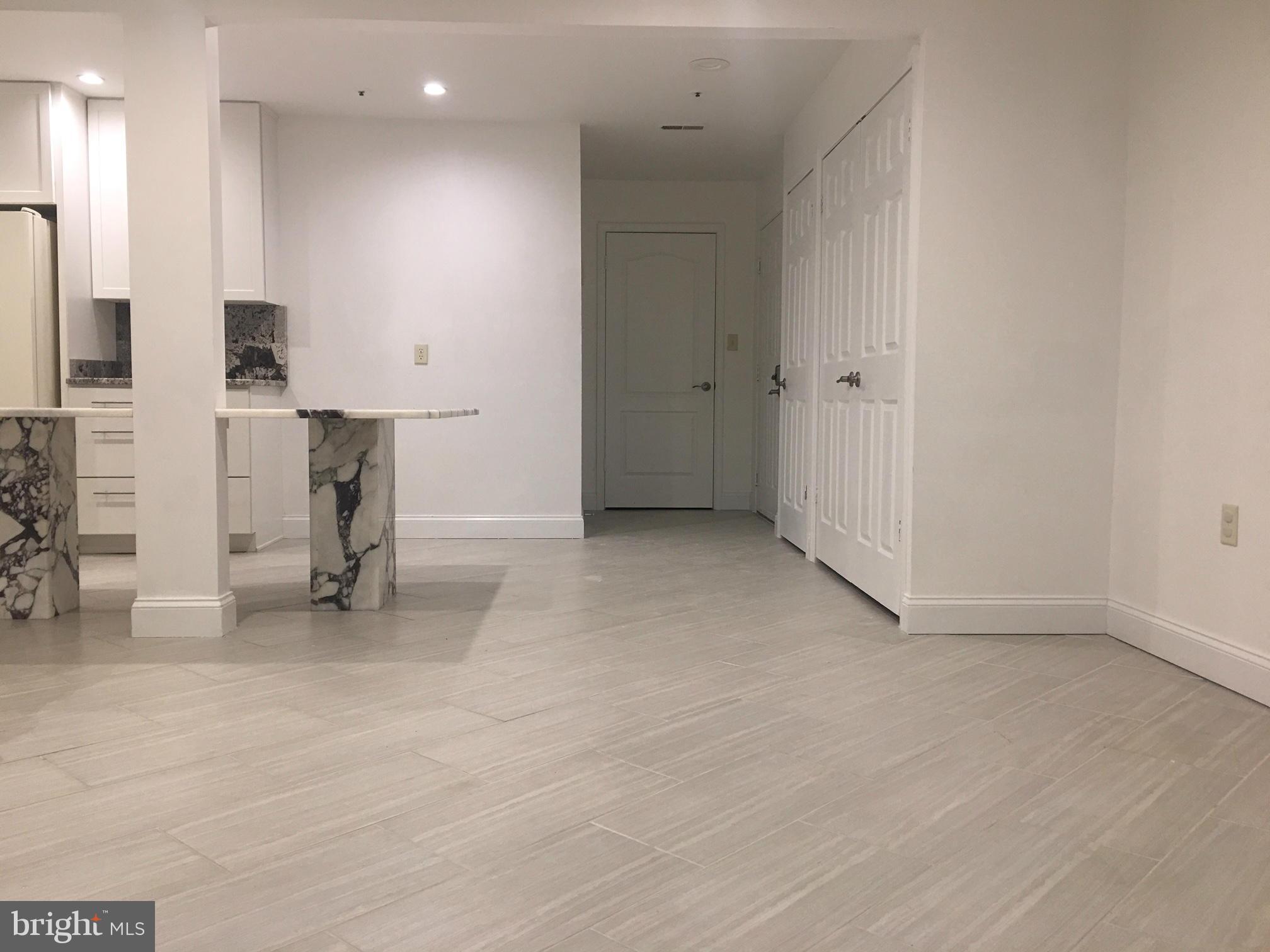 MONTGOMERY RUN - Residential Lease