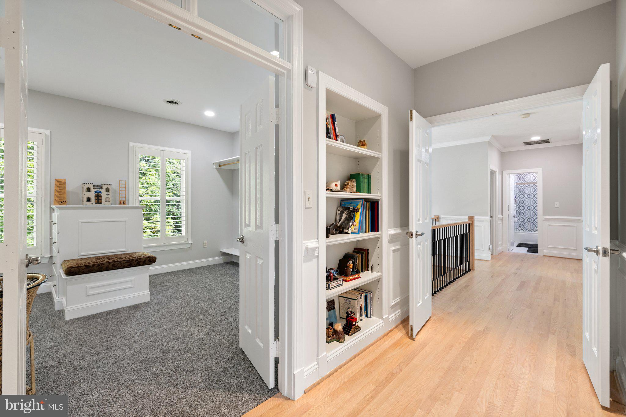 FOUR CHIMNEYS - Residential