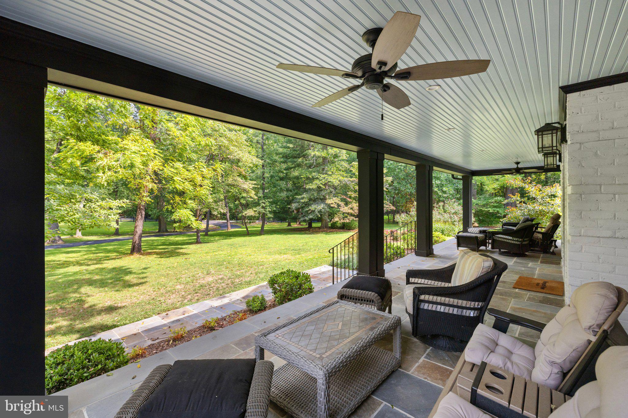 FOUR CHIMNEYS - Residential