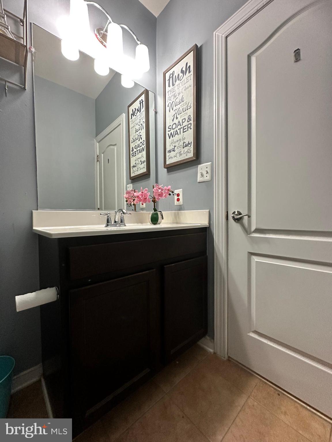 FALLS GROVE CONDOMINIUM - Residential