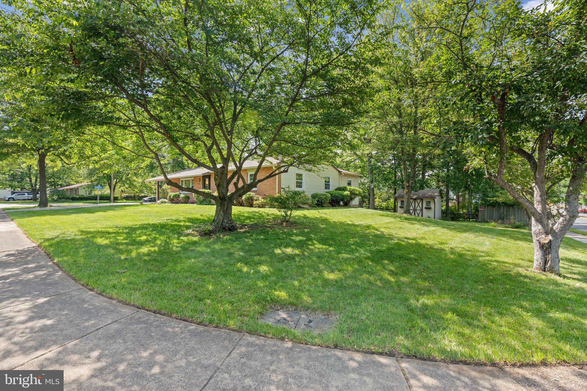 1321 BAYSHIRE LANE